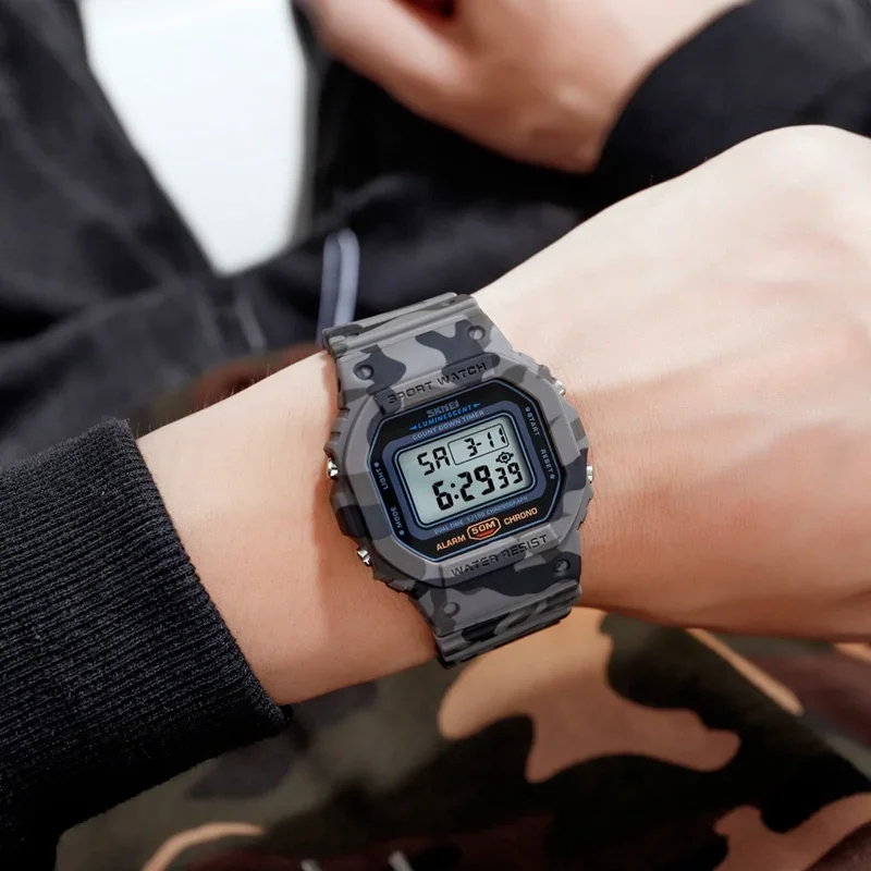 SKMEI 1628 Luxury Digital Men  - Tide Watch Surf recension och pris